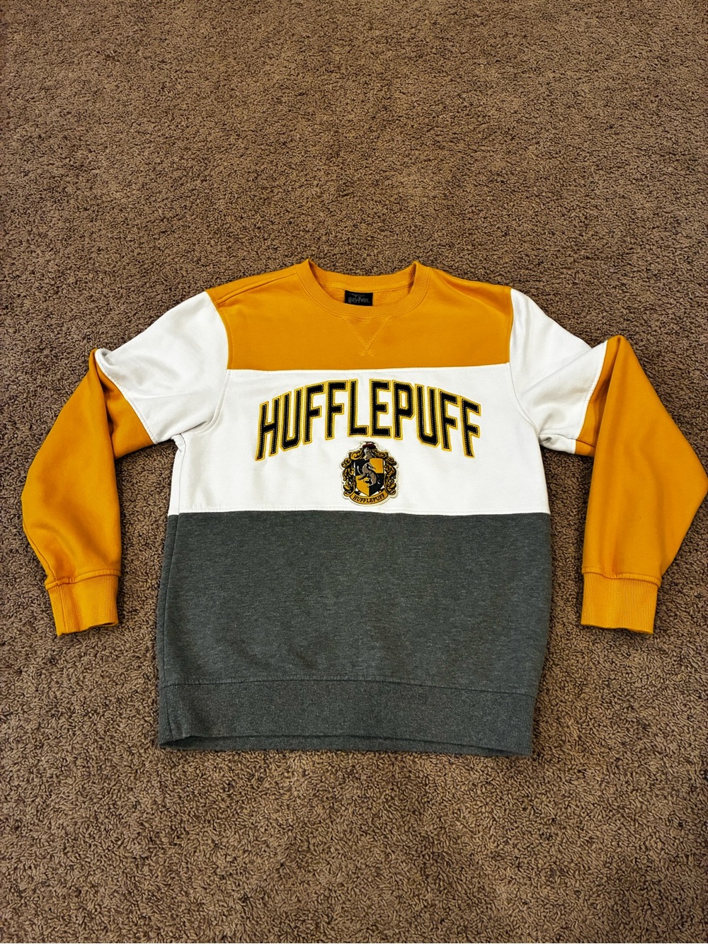 Harry Potter Hufflepuff Colorblock Crewneck - Yellow/White/Gray